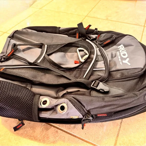 RUDY PROJECT backpack. Many features. Many compartments. Brand new. - Picture 2 of 16
